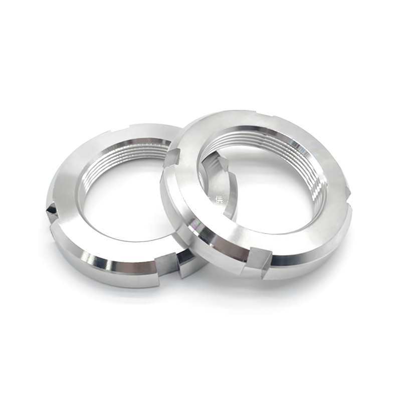 구조적으로 견고한 잠금 너트