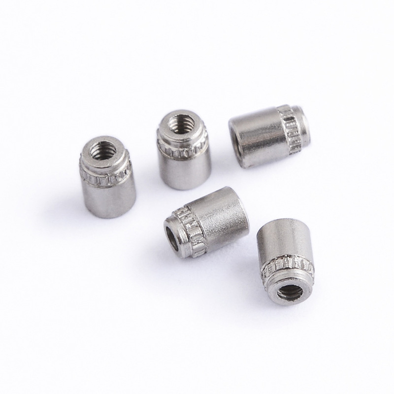 PCB 보드용 UN 리벳 스터드